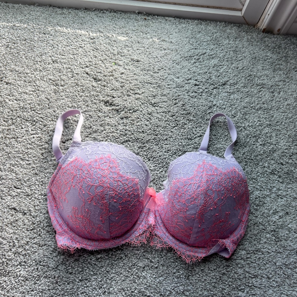 Victoria’s Secret dream angel lined Demi bra